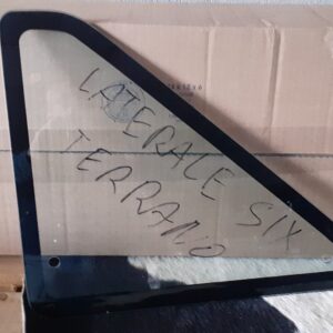 Vetro deflettore laterale sinistro