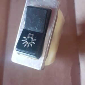 Interuttore luci posizione