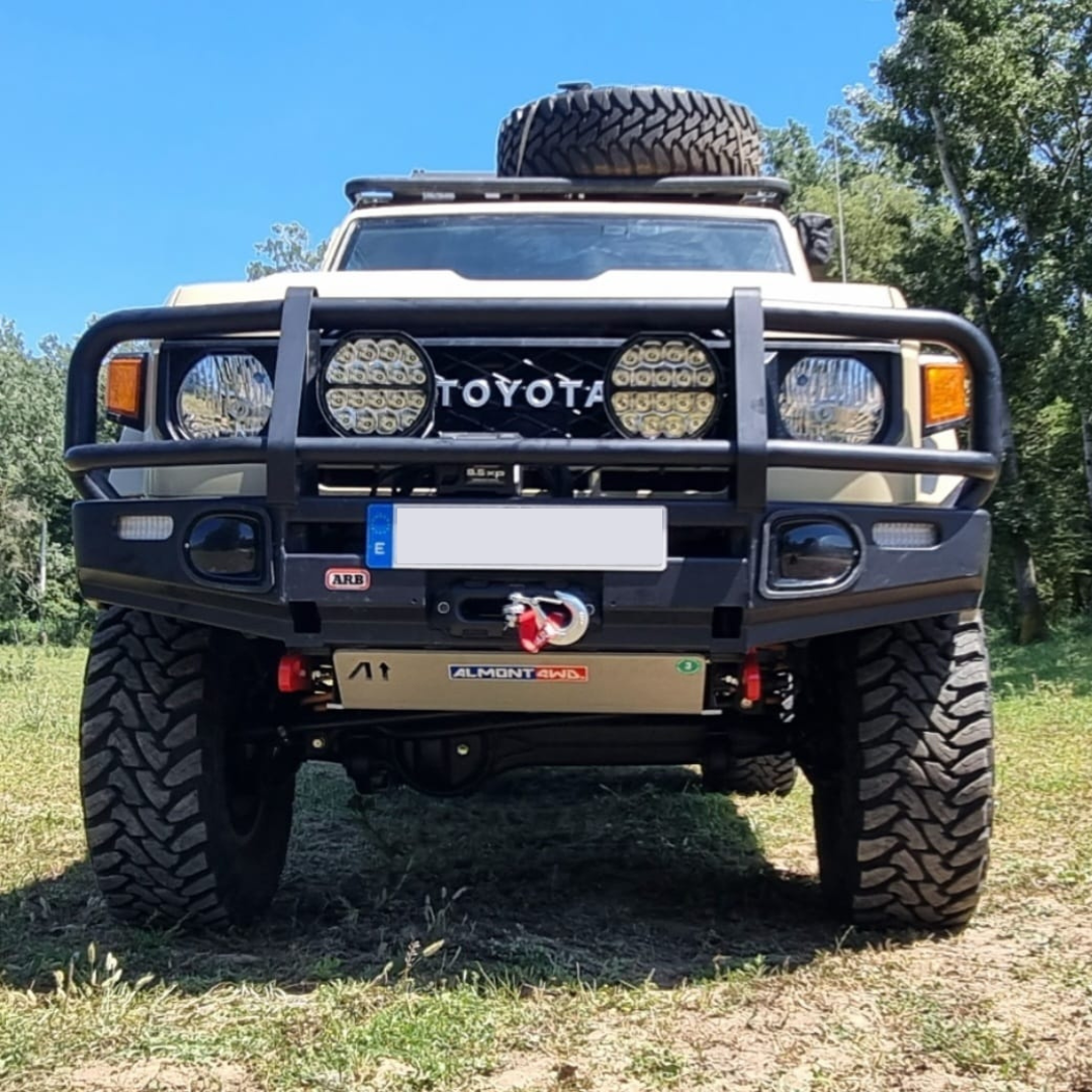 Supporto per verricello Toyota HZJ 76-78-79