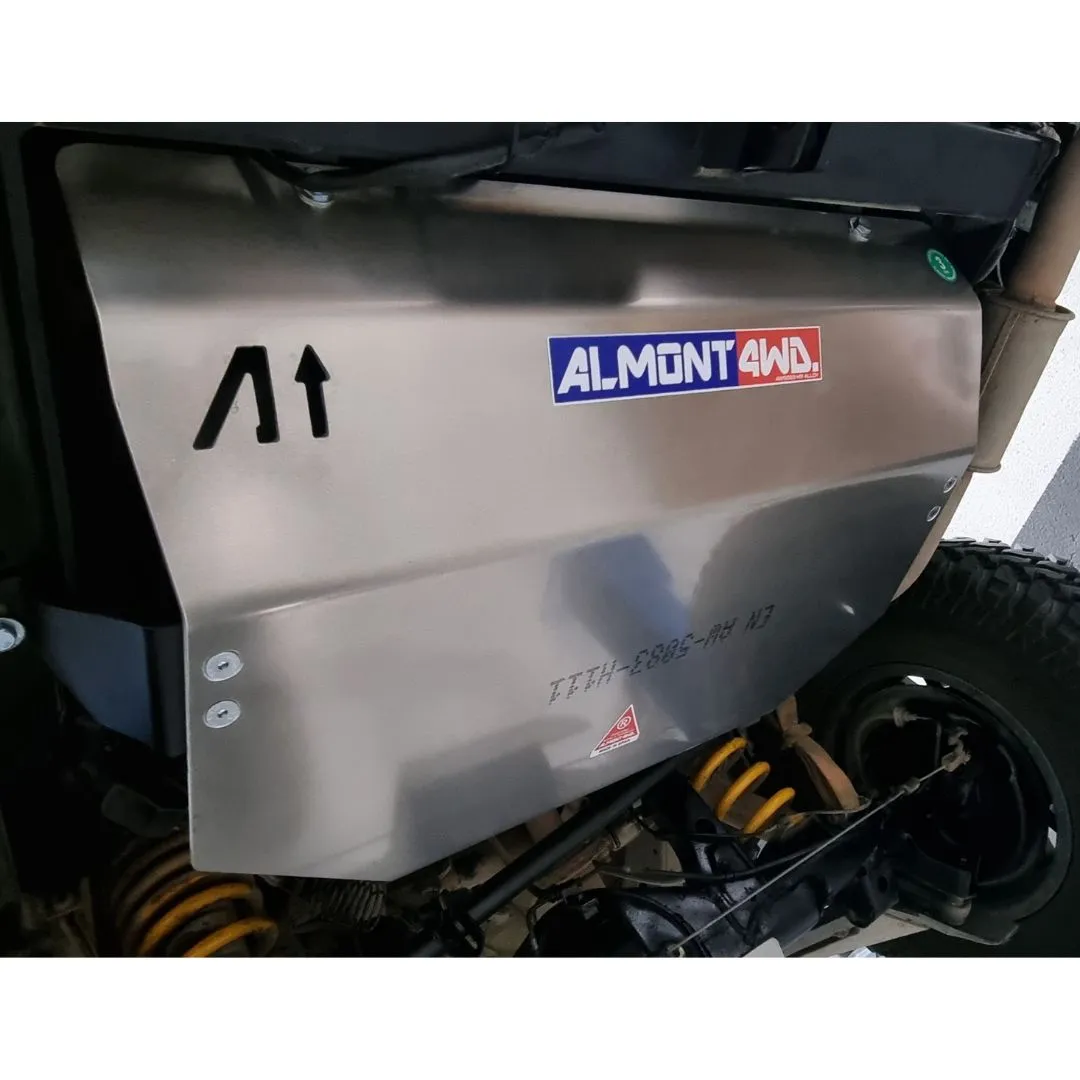 Piastra di protezione del serbatoio carburante per Toyota KZJ-KDJ 90/95