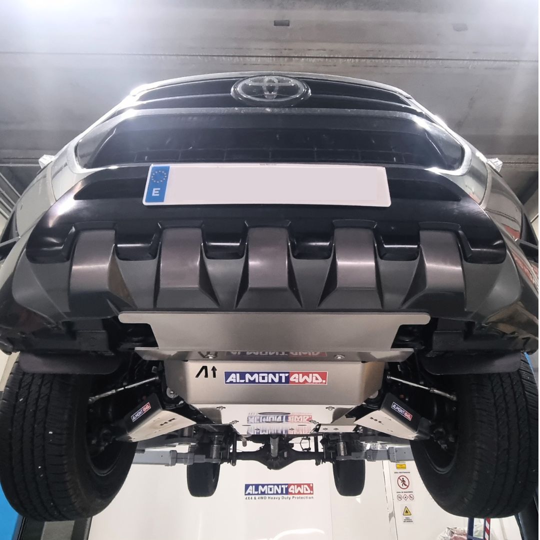 Piastra di protezione anteriore per Toyota Hilux Revo