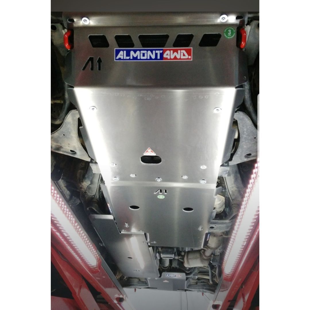 Piastra di protezione anteriore Mitsubishi Pajero V60-V70