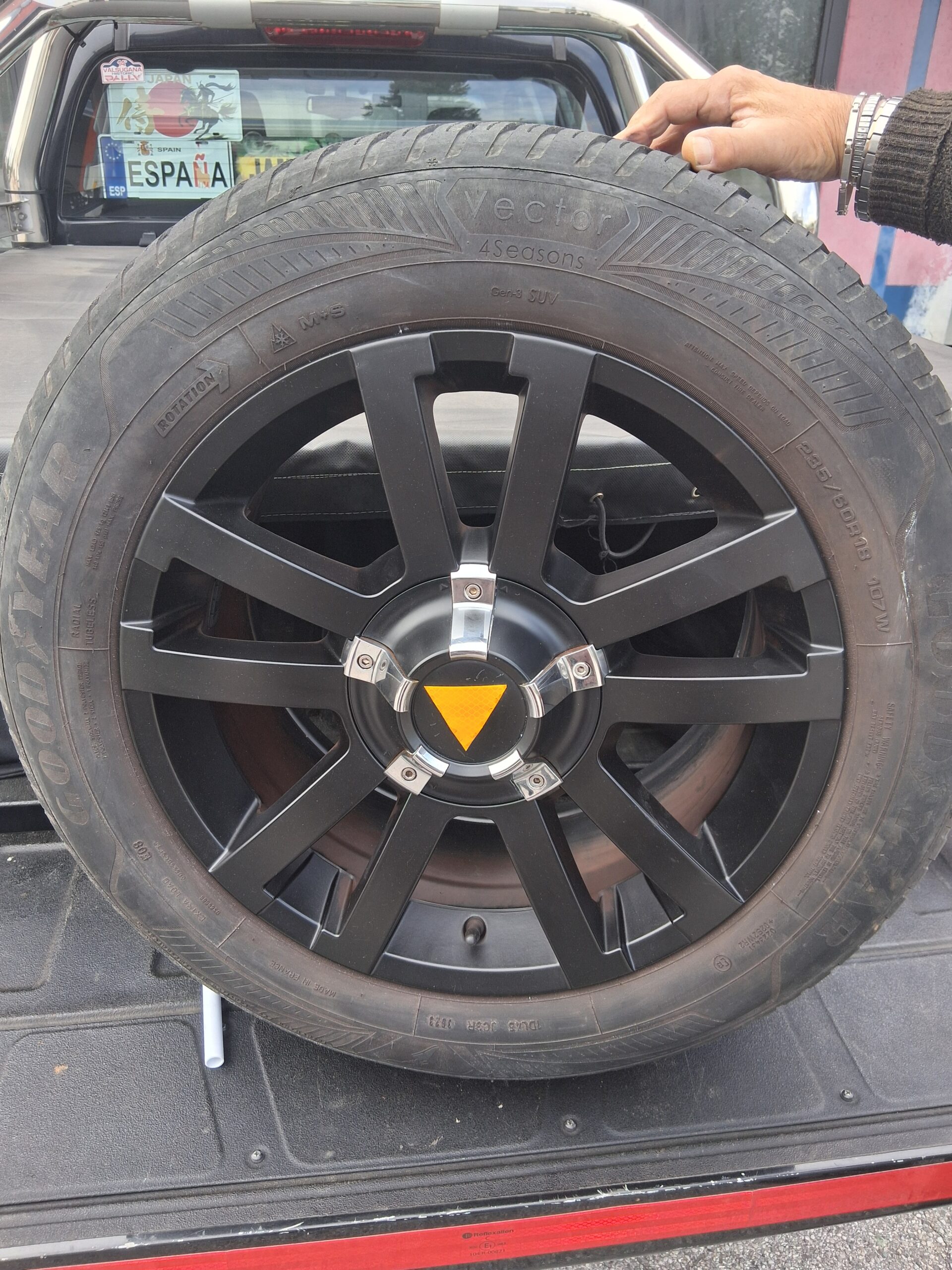 Cerchi ruota usati con pneumatici 235/60R18
