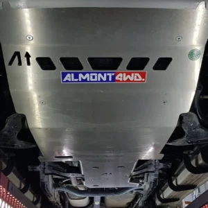 Piastra di protezione anteriore Mitsubishi L200 2.4 DID / 2.3 DID